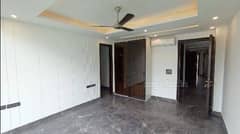 4BHK Builder Floor Apartment for Resale in Phase 4 DLF - Photo 5