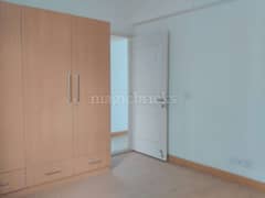 2BHK Multistorey Apartment for Rent in Jaypee Greens Moon Court at Pari Chowk Area - Photo 2