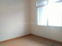 2BHK Multistorey Apartment for Rent in Jaypee Greens Moon Court at Pari Chowk Area - Photo 4